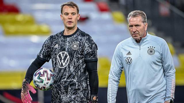 刻选择了公 刻选择了公