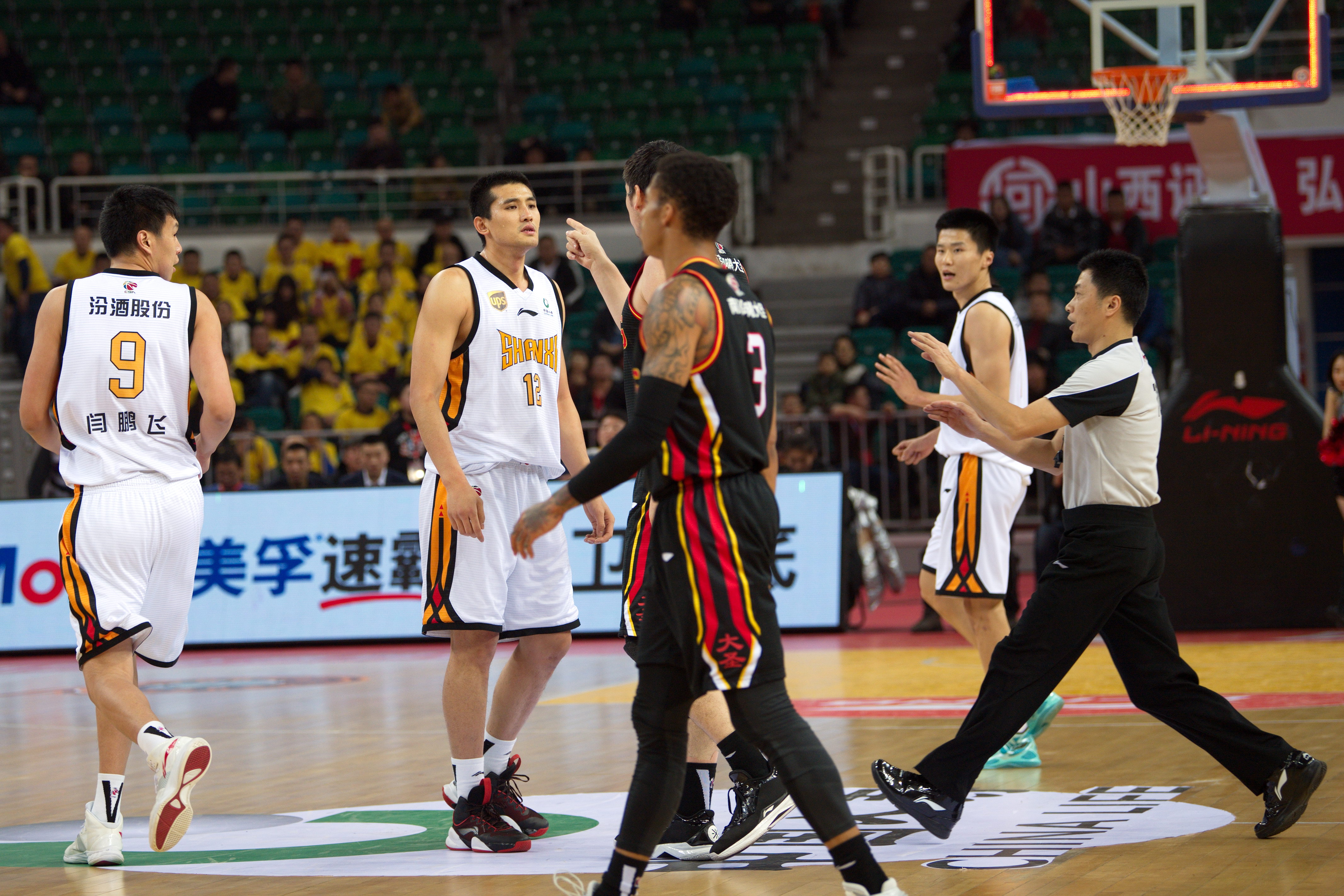 的组合拳制 的组合拳制